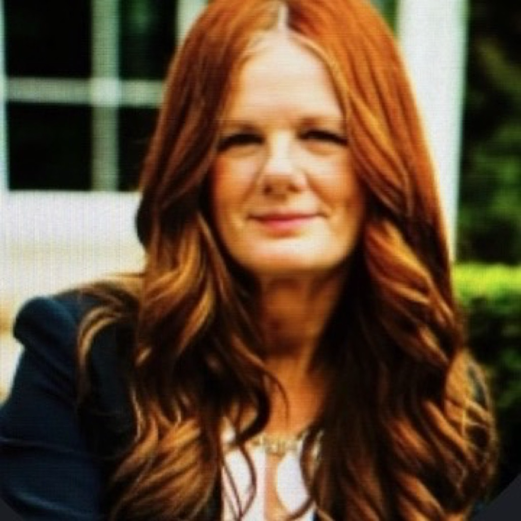 Tracy Davenport - Gothic Romance and Time-Slip Mystery Author